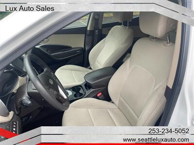 2017 Hyundai Santa Fe 2.4L sport - Photo 13 - Woodinville, WA 98077