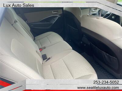 2017 Hyundai Santa Fe 2.4L sport - Photo 18 - Woodinville, WA 98077