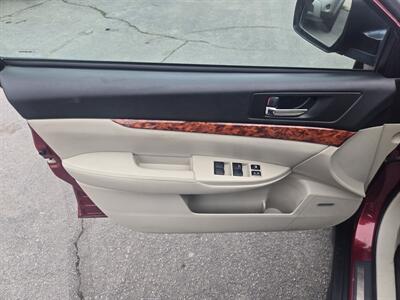 2011 Subaru Outback 2.5i Limited   - Photo 11 - Boise, ID 83714