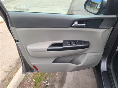 2017 Kia Sportage LX   - Photo 15 - Boise, ID 83714