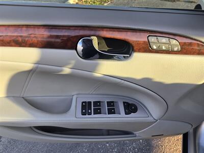 2008 Buick Lucerne CXS   - Photo 11 - Boise, ID 83714