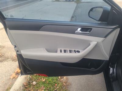 2015 Hyundai SONATA SE   - Photo 14 - Boise, ID 83714