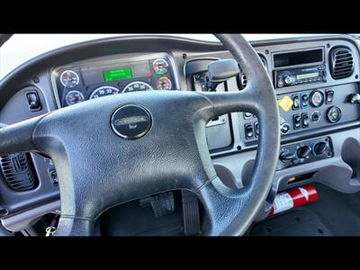 2017 Freightliner M2 106 CAB & CHASIS - Photo 9 - San Jacinto, CA 92583