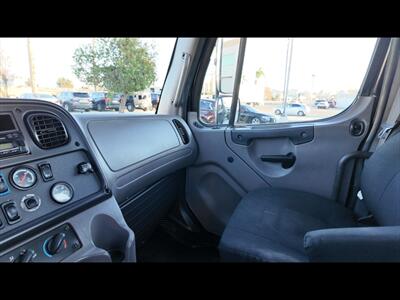 2017 Freightliner M2 106 CAB & CHASIS - Photo 5 - San Jacinto, CA 92583