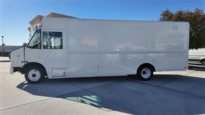 2017 Freightliner MT45 106 Walk-in Van (Step Van) - Photo 23 - San Jacinto, CA 92583