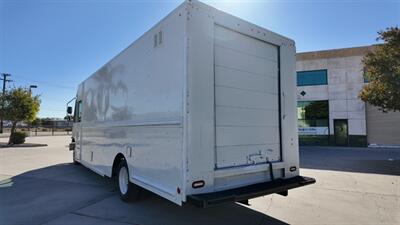 2017 Freightliner MT45 106 Walk-in Van (Step Van) - Photo 25 - San Jacinto, CA 92583