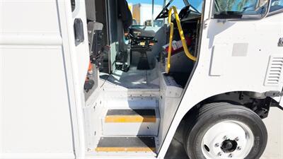 2017 Freightliner MT45 106 Walk-in Van (Step Van) - Photo 21 - San Jacinto, CA 92583