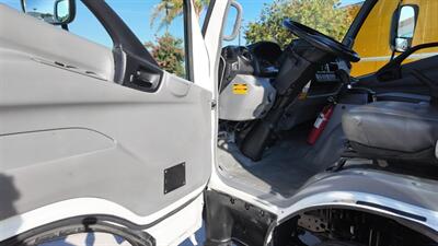 2020 HINO 195  16ft REEFER BOX - Photo 2 - San Jacinto, CA 92583