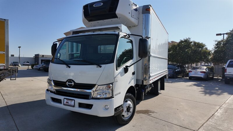 2020 HINO 195  16ft REEFER BOX - Photo 1 - San Jacinto, CA 92583