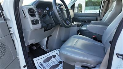 2022 Ford E-350 SD  16 FT BOX TRUCK - Photo 9 - San Jacinto, CA 92583