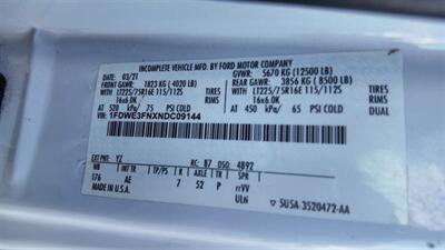 2022 Ford E-350 SD  16 FT BOX TRUCK - Photo 12 - San Jacinto, CA 92583
