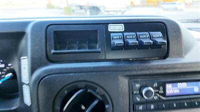 2022 Ford E-350 SD  16 FT BOX TRUCK - Photo 5 - San Jacinto, CA 92583