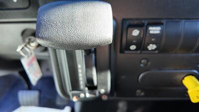 2021 International MV607 106  26 ft BOX TRUCK - Photo 8 - San Jacinto, CA 92583