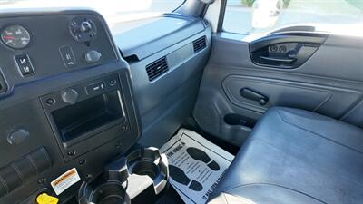 2021 International MV607 106  26 ft BOX TRUCK - Photo 3 - San Jacinto, CA 92583