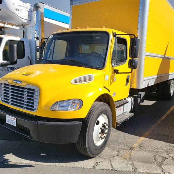 2019 Freightliner M2 106  26FT BOX TRUCK - Photo 1 - San Jacinto, CA 92583