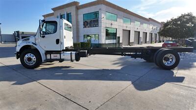 2019 Freightliner M2 106  CAB & CHASSIS 10 SPEEDS MANUAL - Photo 3 - San Jacinto, CA 92583