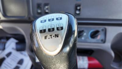 2019 Freightliner M2 106  CAB & CHASSIS 10 SPEEDS MANUAL - Photo 10 - San Jacinto, CA 92583