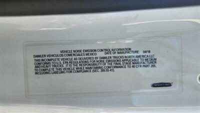 2019 Freightliner M2 106  CAB & CHASSIS 10 SPEEDS MANUAL - Photo 16 - San Jacinto, CA 92583