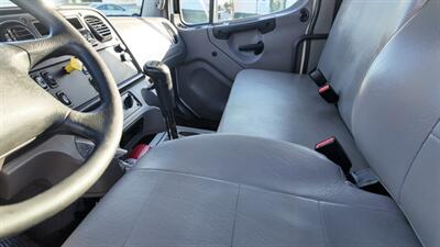 2019 Freightliner M2 106  CAB & CHASSIS 10 SPEEDS MANUAL - Photo 6 - San Jacinto, CA 92583