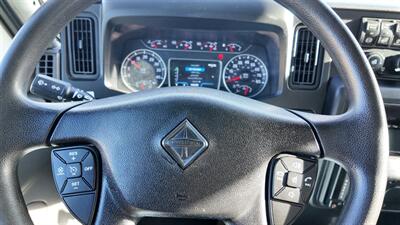 2021 International MV607 106  26 ft BOX TRUCK - Photo 11 - San Jacinto, CA 92583