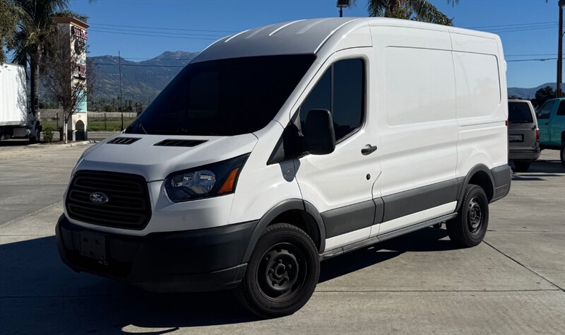 2017 Ford Transit 250  GAS - Photo 1 - San Jacinto, CA 92583