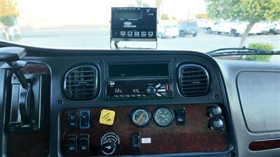 2018 Freightliner M2 106  26 ft REEFER BOX TRUCK - Photo 5 - San Jacinto, CA 92583