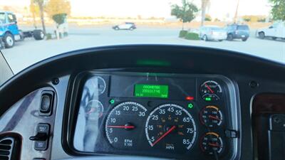 2018 Freightliner M2 106  26 ft REEFER BOX TRUCK - Photo 7 - San Jacinto, CA 92583