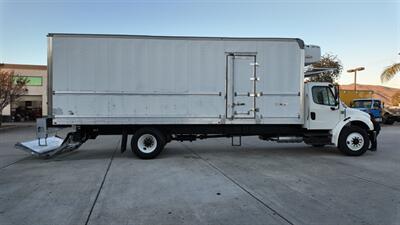 2018 Freightliner M2 106  26 ft REEFER BOX TRUCK - Photo 28 - San Jacinto, CA 92583