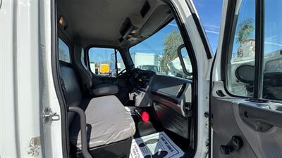2017 Freightliner M2 106  CAB & CHASSIS - Photo 21 - San Jacinto, CA 92583