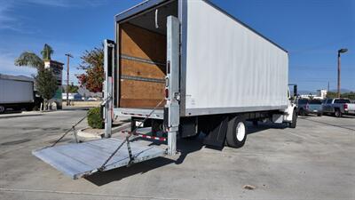 2019 Freightliner M2 106 26 ft BOX TRUCK - Photo 18 - San Jacinto, CA 92583