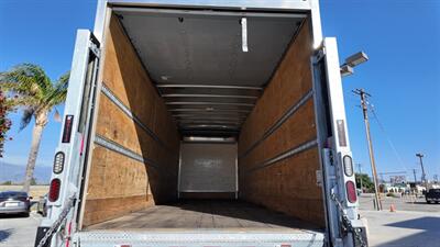 2019 Freightliner M2 106 26 ft BOX TRUCK - Photo 16 - San Jacinto, CA 92583