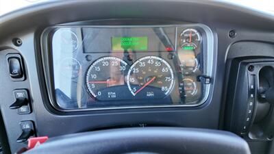 2019 Freightliner M2 106 26 ft BOX TRUCK - Photo 3 - San Jacinto, CA 92583