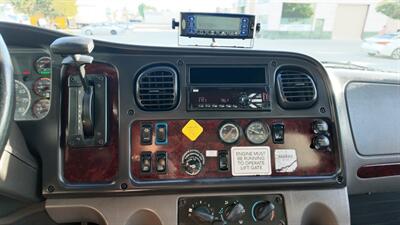 2018 Freightliner M2 106 26 ft REEFER BOX TRUCK - Photo 8 - San Jacinto, CA 92583