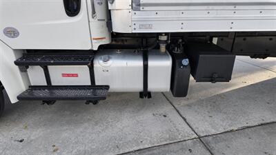 2018 Freightliner M2 106 26 ft REEFER BOX TRUCK - Photo 20 - San Jacinto, CA 92583