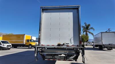 2021 Freightliner M2 106 26 ft BOX TRUCK - Photo 24 - San Jacinto, CA 92583