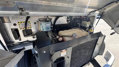 2017 Freightliner MT45 22FT Walk-in Van  STEP VAN - Photo 22 - San Jacinto, CA 92583