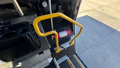 2017 Freightliner MT45 22FT Walk-in Van  STEP VAN - Photo 17 - San Jacinto, CA 92583