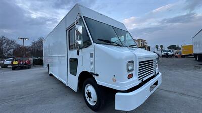 2017 Freightliner MT45 Walk-in Van  20ft STEP VAN - Photo 26 - San Jacinto, CA 92583