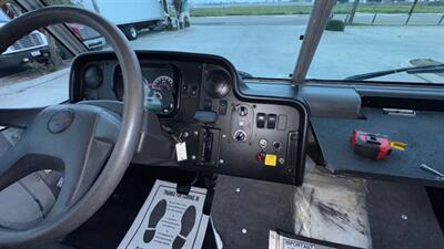 2017 Freightliner MT45 Walk-in Van  20ft STEP VAN - Photo 15 - San Jacinto, CA 92583