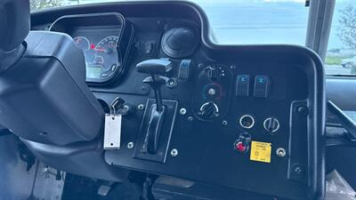 2017 Freightliner MT45 Walk-in Van  20ft STEP VAN - Photo 17 - San Jacinto, CA 92583