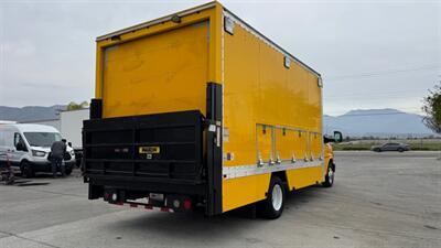 2016 GMC Savana Commercial Cutaway Van Cab-Chassis 2D - Photo 16 - San Jacinto, CA 92583