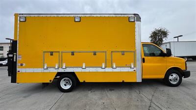 2016 GMC Savana Commercial Cutaway Van Cab-Chassis 2D - Photo 18 - San Jacinto, CA 92583