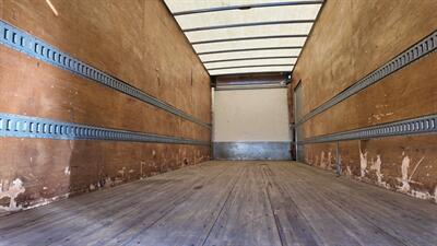 2017 Freightliner M2 106 26 ft BOX TRUCK - Photo 18 - San Jacinto, CA 92583