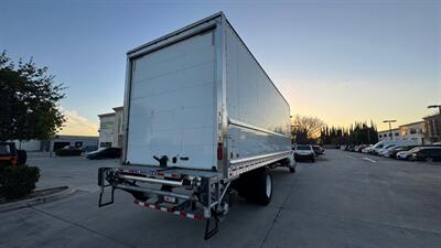 2020 Freightliner M2 106 26 ft BOX TRUCK - Photo 10 - San Jacinto, CA 92583