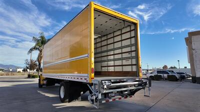 2019 Freightliner M2 106 26FT BOX TRUCK - Photo 19 - San Jacinto, CA 92583