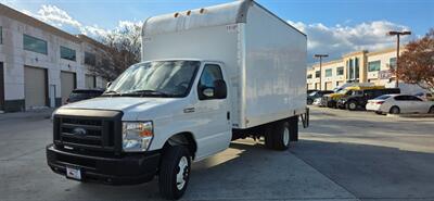 2019 Ford E350 Super Duty Cutaway Cutaway Van 2D  16 FT BOX TRUCK