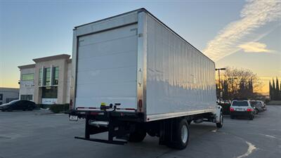 2019 Freightliner M2 106 26 ft REEFER BOX TRUCK - Photo 11 - San Jacinto, CA 92583