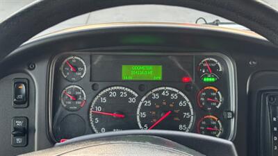 2019 Freightliner M2 106 26 ft REEFER BOX TRUCK - Photo 2 - San Jacinto, CA 92583