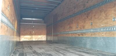 2018 HINO 258 LP Box Truck  Cargo Box - Photo 14 - San Jacinto, CA 92583