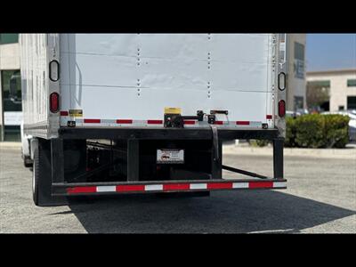 2018 HINO 258 LP Box Truck  Cargo Box - Photo 33 - San Jacinto, CA 92583
